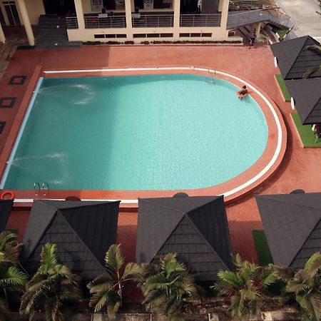 Monty Suites Calabar Eksteriør bilde