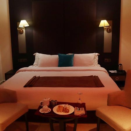 Monty Suites Calabar Eksteriør bilde
