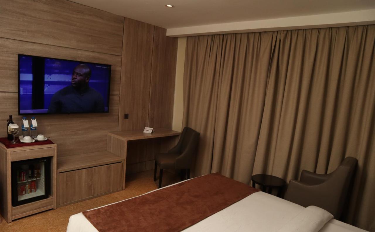 Monty Suites Calabar Eksteriør bilde